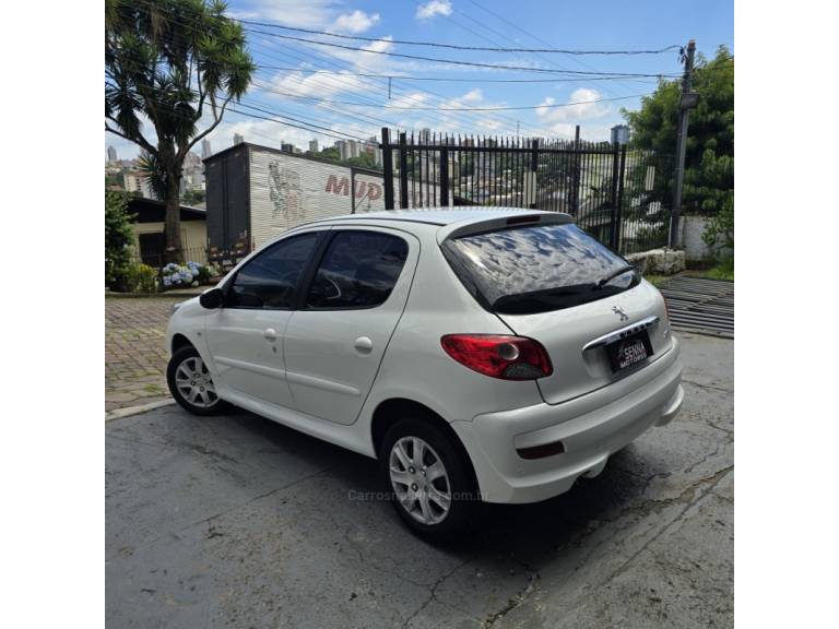PEUGEOT - 207 - 2013/2013 - Branca - R$ 23.900,00