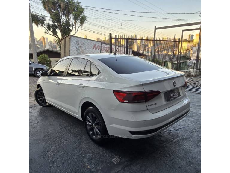 VOLKSWAGEN - VIRTUS - 2020/2020 - Branca - R$ 73.900,00