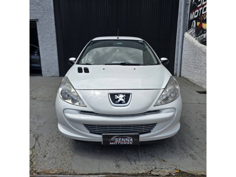 PEUGEOT - 207 - 2013/2013 - Branca - R$ 23.900,00
