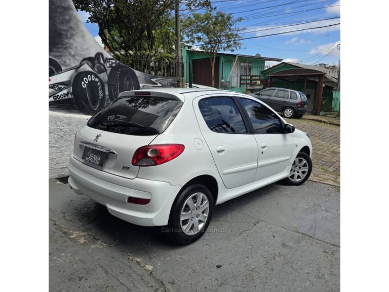 PEUGEOT - 207 - 2013/2013 - Branca - R$ 23.900,00