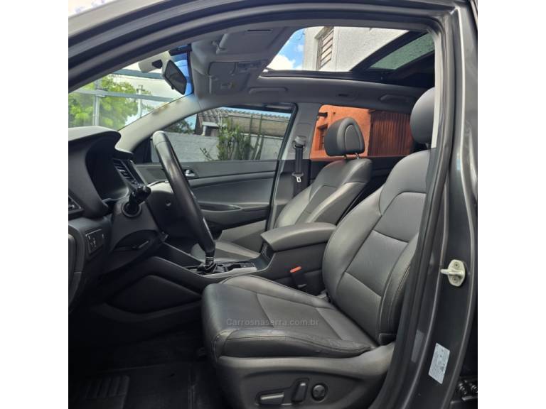 HYUNDAI - TUCSON - 2018/2018 - Cinza - R$ 98.500,00